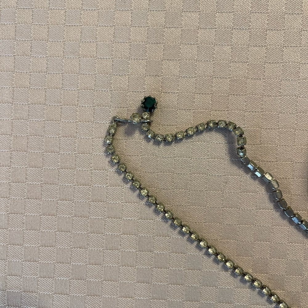Vintage faux emerald & diamond 18” necklace & 1” earrings set. - Picture 3 of 5